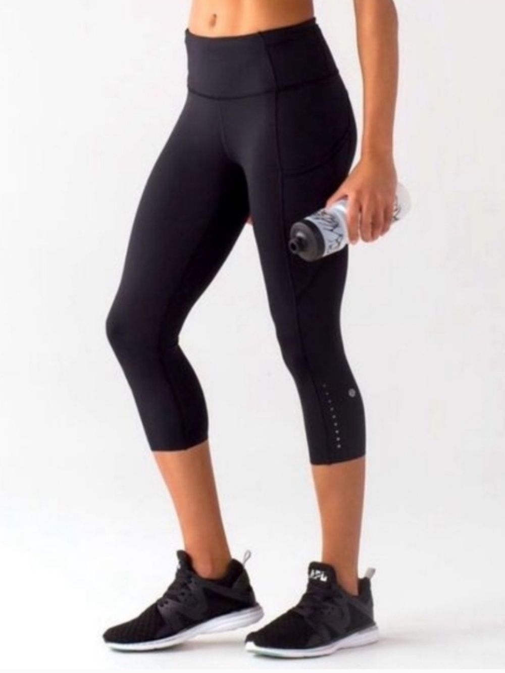 Lululemon Fast & Free Crop II *Nulux 19” Black Sz 6 - Picture 16 of 16